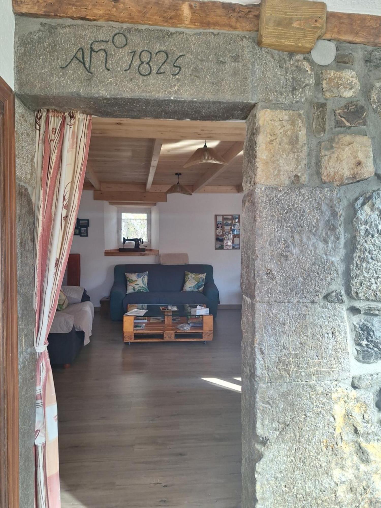 Turismo en Babia Bajo los nidos San Emiliano Habitación foto