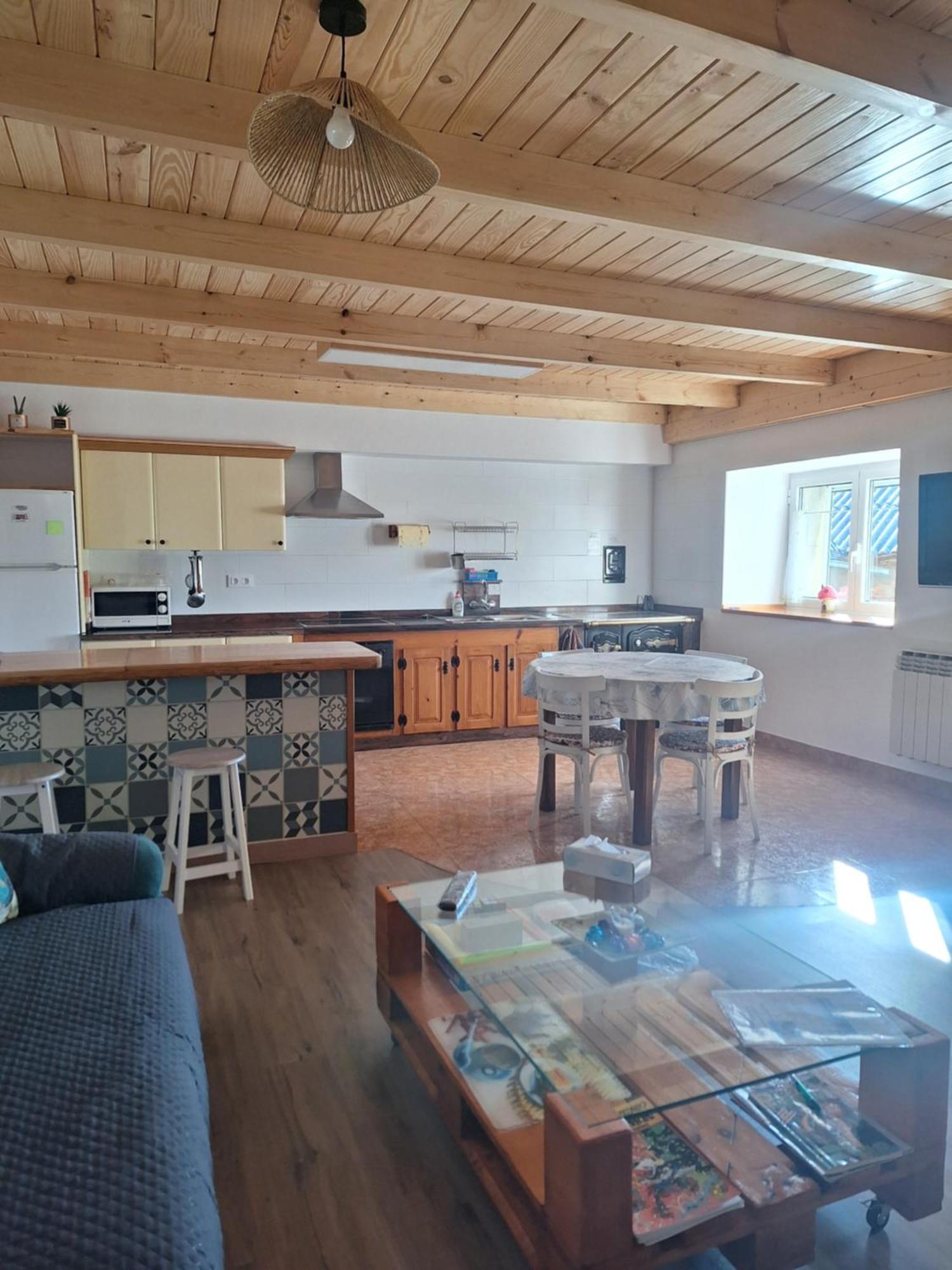 Turismo en Babia Bajo los nidos San Emiliano Habitación foto