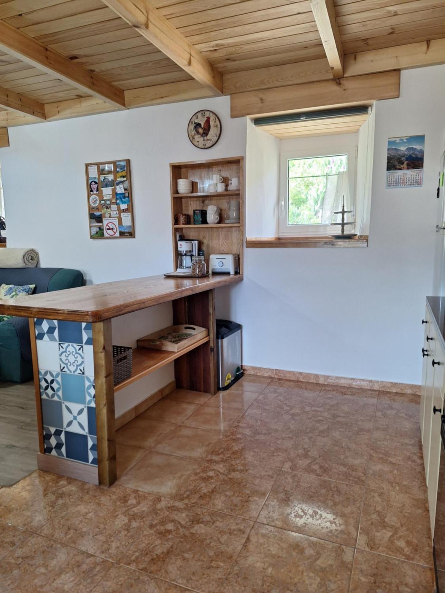 Turismo en Babia Bajo los nidos San Emiliano Habitación foto